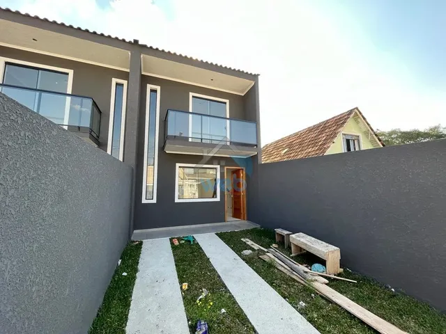 Imagem: Sobrados em fase de construção à venda
