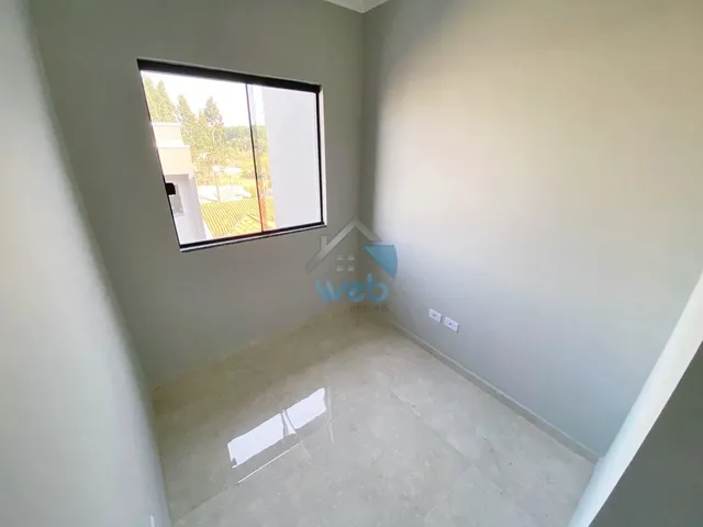 Imagem 7: Sobrado em condomínio no Bairro Campo de Santana, com três quartos, piso em