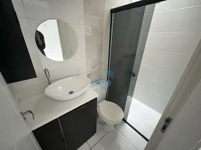 Imagem 2: Casa para venda na região do Vitória Régia, no Bairro CIC, com dois quartos, sala