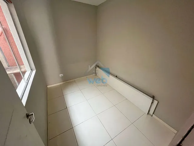 Imagem 10: Casa para venda na região do Vitória Régia, no Bairro CIC, com dois quartos, sala