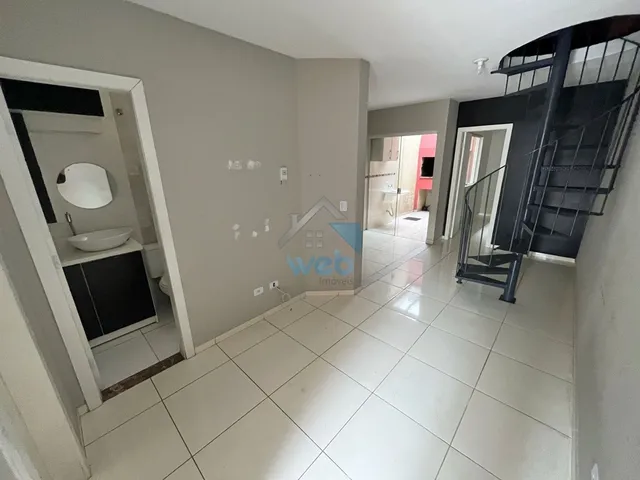 Imagem 16: Casa para venda na região do Vitória Régia, no Bairro CIC, com dois quartos, sala
