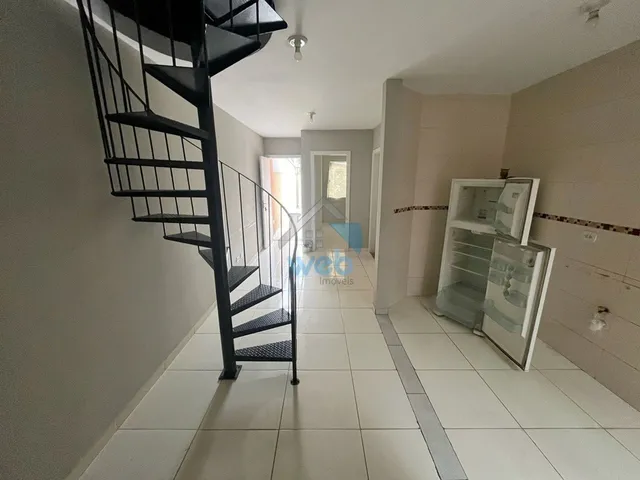 Imagem 3: Casa para venda na região do Vitória Régia, no Bairro CIC, com dois quartos, sala