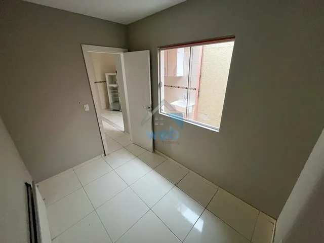 Imagem 14: Casa para venda na região do Vitória Régia, no Bairro CIC, com dois quartos, sala