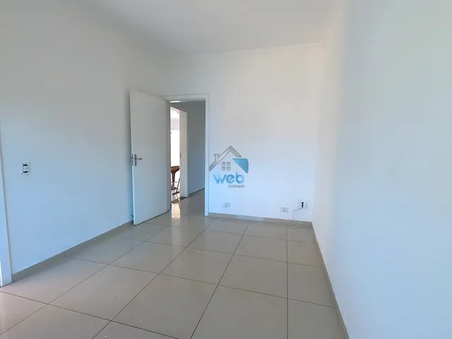 Imagem 16: Sobrado à venda no bairro Cajuru, com amplo terreno nos fundos, 03 quartos sendo uma