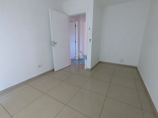 Imagem 13: Sobrado à venda no bairro Cajuru, com amplo terreno nos fundos, 03 quartos sendo uma