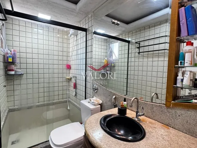Imagem 2: Apartamento com 2 quartos na Praia de Itapuã próximo ao mar