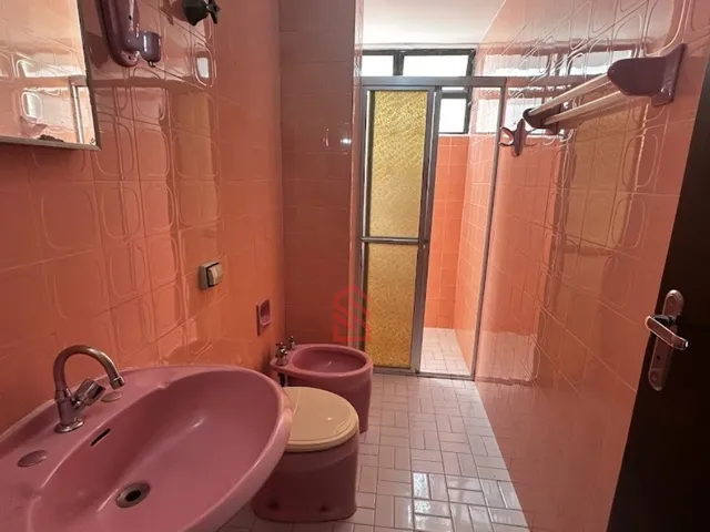 Imagem 11: Apartamento à venda , ideal para RETROFIT Água Verde divisa Batel : 3 quartos, 2 salas