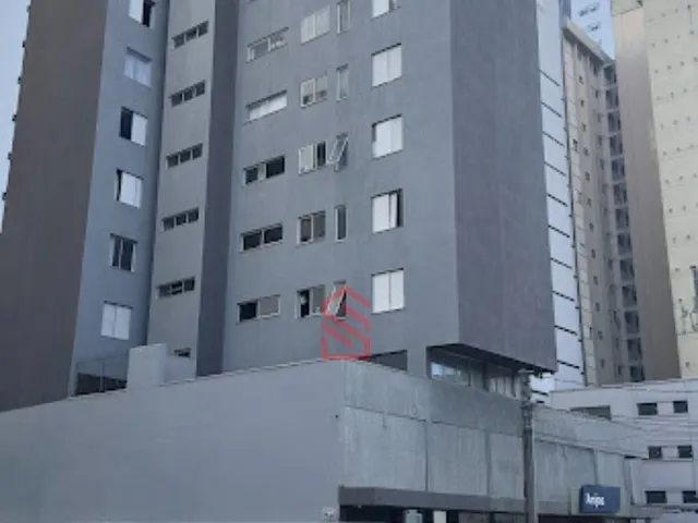 Imagem 2: Apartamento à venda frente ao Shopping Curitiba: 2 quartos, 2 salas, 2 banheiros, 1 vaga
