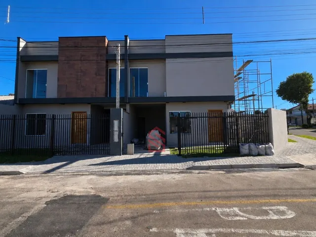 Imagem: Sobrados à venda Fazendinha de Curitiba-PR