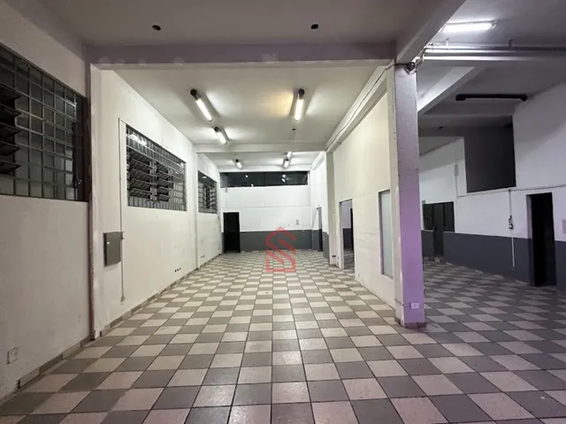 Imagem 12: Imóvel comercial para locação em Curitiba-PR, bairro Hauer, 20 salas e 2.100,00 m² de