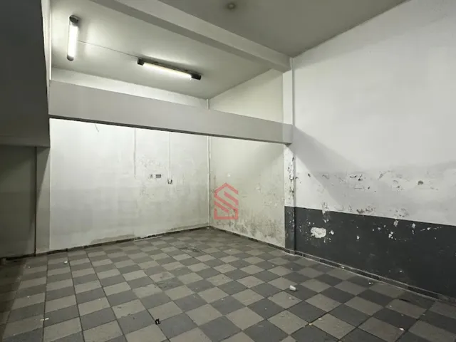 Imagem 2: Imóvel comercial para locação em Curitiba-PR, bairro Hauer, 20 salas e 2.100,00 m² de
