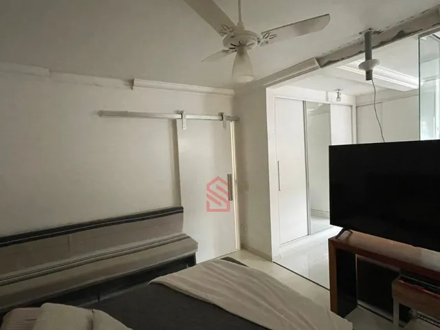 Imagem 4: Residência de 4 quartos e 2 suítes no bairro Orleans, Curitiba-PR: 300 m², 2 salas, 4
