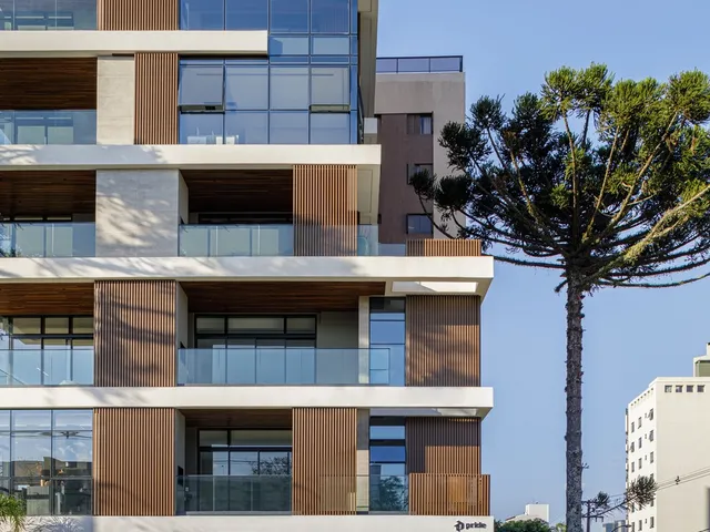 Imagem 5: Apartamento de Luxo no Centro de Curitiba-Pr: 2 Suítes, 2 Vagas de Garagem, 123,62 M²