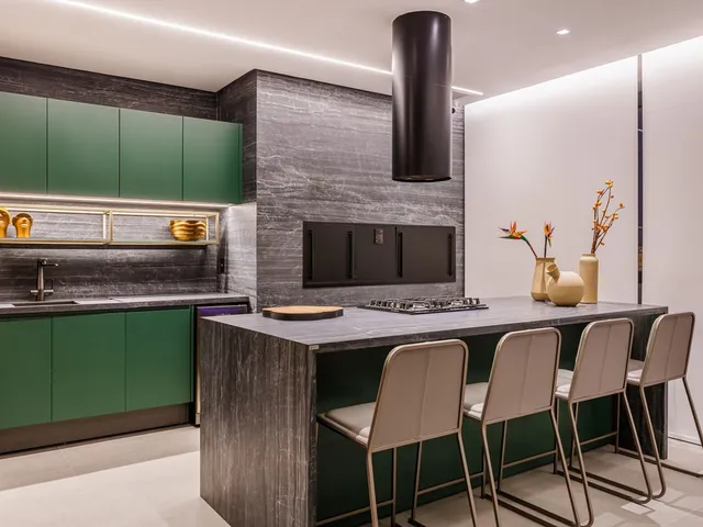Imagem 14: Apartamento de Luxo no Centro de Curitiba-Pr: 2 Suítes, 2 Vagas de Garagem, 123,62 M²