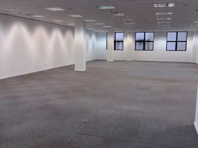 Imagem 10: Imóvel Comercial em Condomínio no Centro de Curitiba-PR: 939,17m², 10 Banheiros