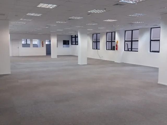 Imagem 13: Imóvel Comercial em Condomínio no Centro de Curitiba-PR: 939,17m², 10 Banheiros