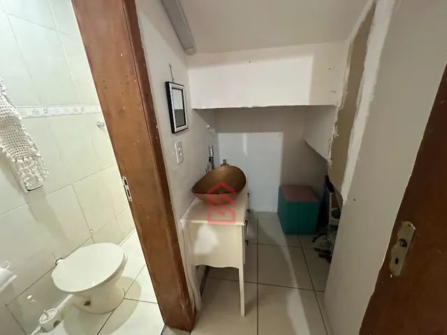 Imagem 4: Sobrado à venda Campo Comprido: Curitiba 3 quartos, para reformar