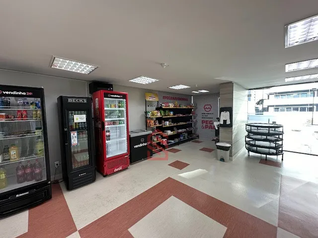Imagem 8: Apartamento à Venda no Centro em Curitiba-PR, 1 Quarto, 1 Sala, 1 Banheiro, 33m²
