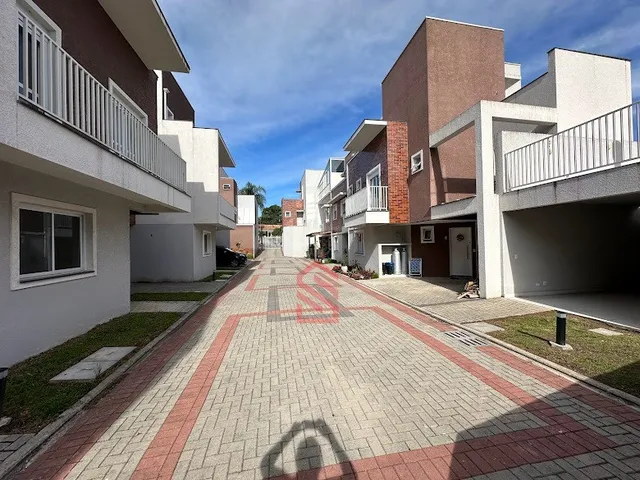 Imagem: Sobrado à venda Campo Comprido - Curitiba-PR