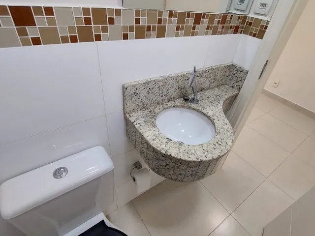 Imagem 2: Ótima sala comercial térrea Rua Almirante Barroso