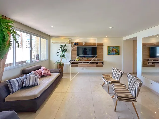 Imagem 1: Apartamento de 4 Quartos à venda, 1 suíte com vista para o mar, acabamento em