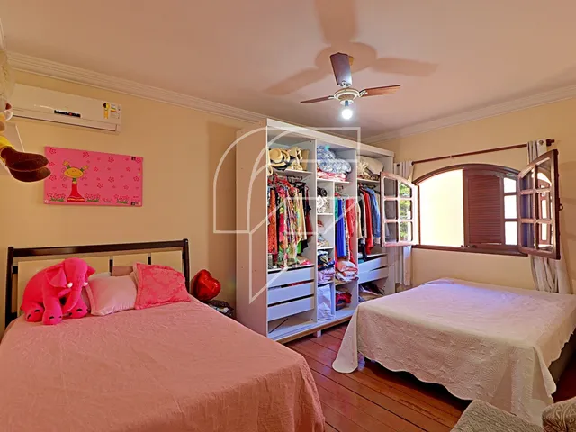 Imagem 16: Casa Duplex à venda, 5 quartos, lazer completo, 2 suítes, 3 salas, a poucos minutos da