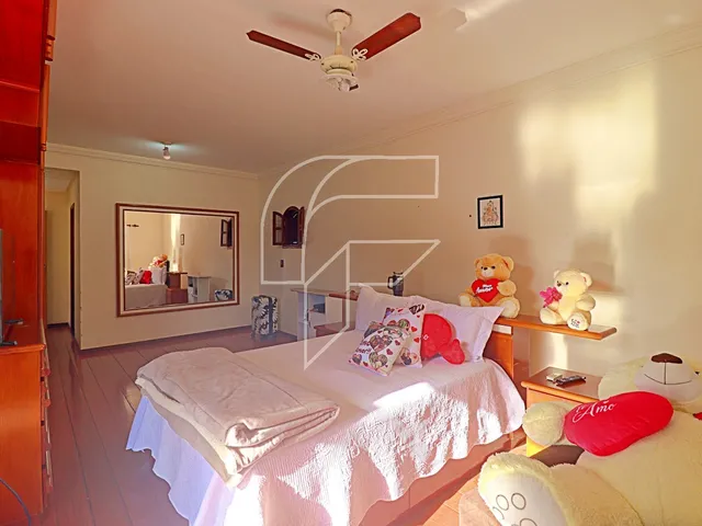 Imagem 8: Casa Duplex à venda, 5 quartos, lazer completo, 2 suítes, 3 salas, a poucos minutos da