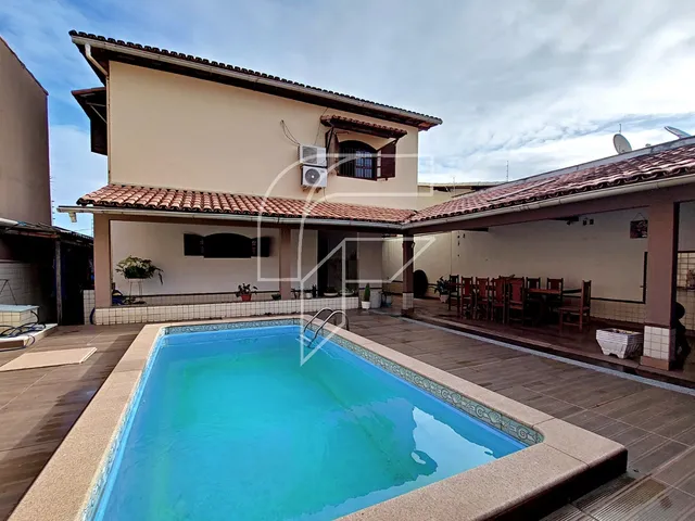 Imagem 11: Casa Duplex à venda, 5 quartos, lazer completo, 2 suítes, 3 salas, a poucos minutos da