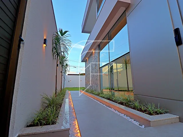 Imagem 13: Imperdível Casa a venda em Guarapari-ES com 4 quartos, 1 suíte, 1 sala, 4 banheiros, 2