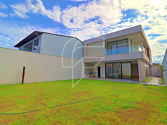 Imagem 10: Imperdível Casa a venda em Guarapari-ES com 4 quartos, 1 suíte, 1 sala, 4 banheiros, 2