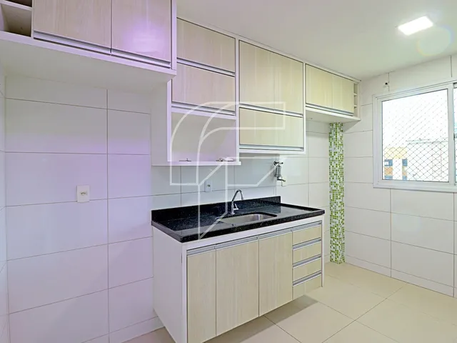 Imagem 2: Apartamento à venda de 3 quartos, 1 suíte, varanda com vista para montanhas, localizado