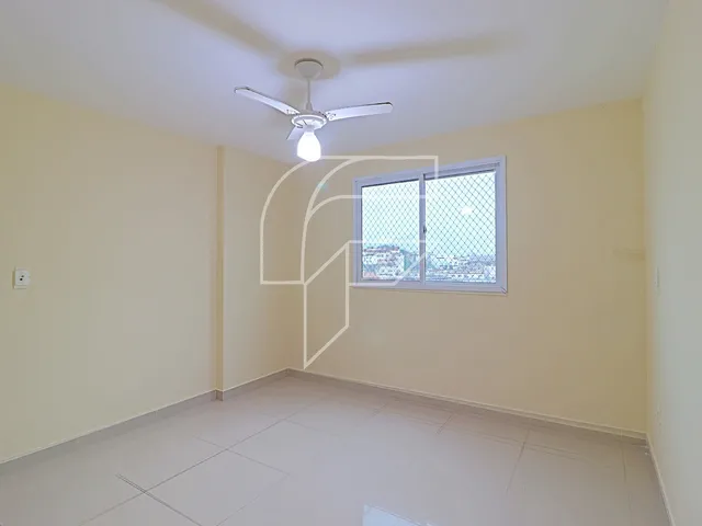 Imagem 15: Apartamento à venda de 3 quartos, 1 suíte, varanda com vista para montanhas, localizado