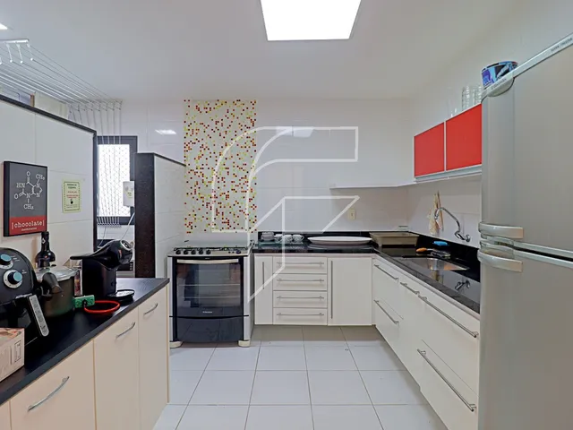 Imagem 6: Cobertura à venda, 04 Suítes com 200M² com ofurô, sauna, churrasqueira, varanda, 02