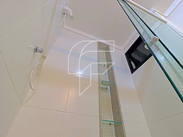 Imagem 4: Cobertura à venda, 04 Suítes com 200M² com ofurô, sauna, churrasqueira, varanda, 02