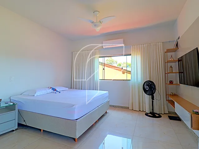 Imagem 14: Casa Duplex de 3 suítes à venda, acabamento de alto padrão, quintal e área gourmet