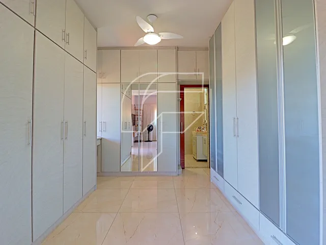 Imagem 6: Casa Duplex de 3 suítes à venda, acabamento de alto padrão, quintal e área gourmet