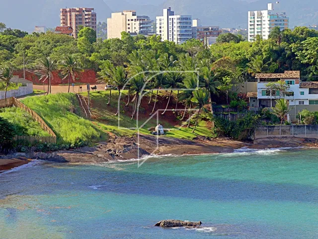 Imagem 2: Apartamento com 2 quartos + DCE integrado à venda na Praia das Virtudes, no centro de