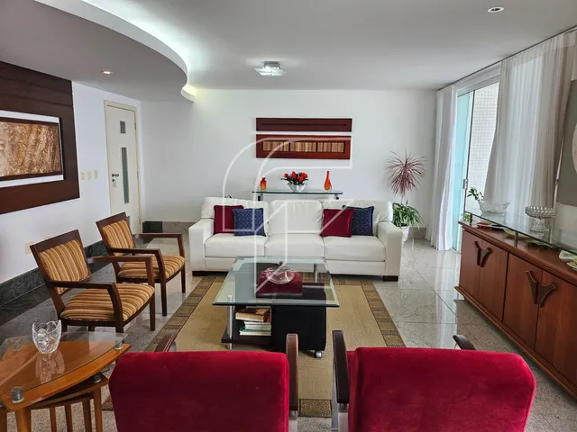 Imagem 7: Apartamento alto padrão com 5 quartos sendo 1 suíte master com vista para o mar na Orla