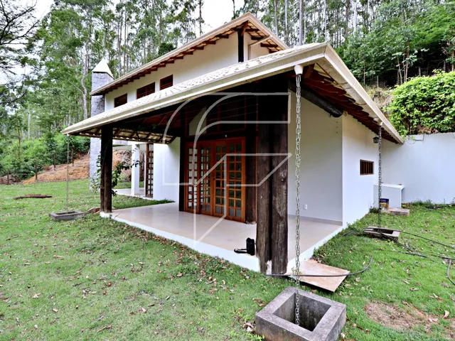 Imagem 16: Casa Rústica e Luxuosa, de 3 quartos, 2 suítes, vários ambientes na beira da Mata