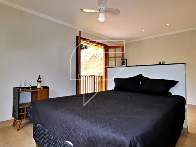 Imagem 6: Casa Rústica e Luxuosa de 3 quartos, 2 suítes, piscina e vários ambientes, junto à