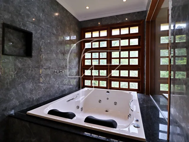 Imagem 10: Casa Rústica e Luxuosa de 3 quartos, 2 suítes, piscina e vários ambientes, junto à