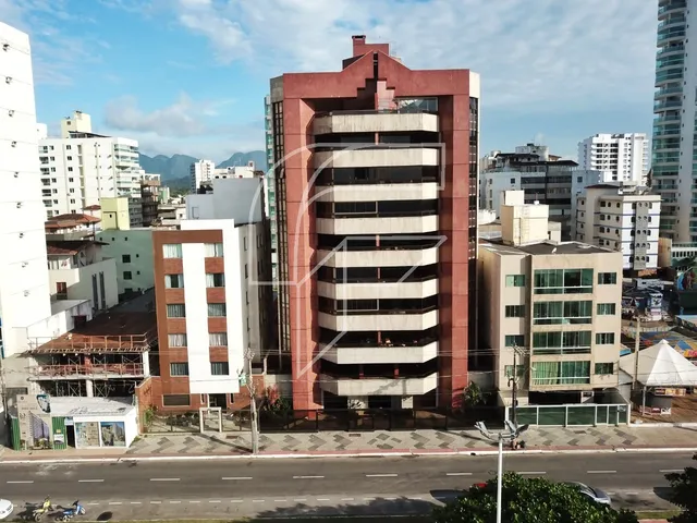 Imagem: Edifício Stella Maris apartamento de 4