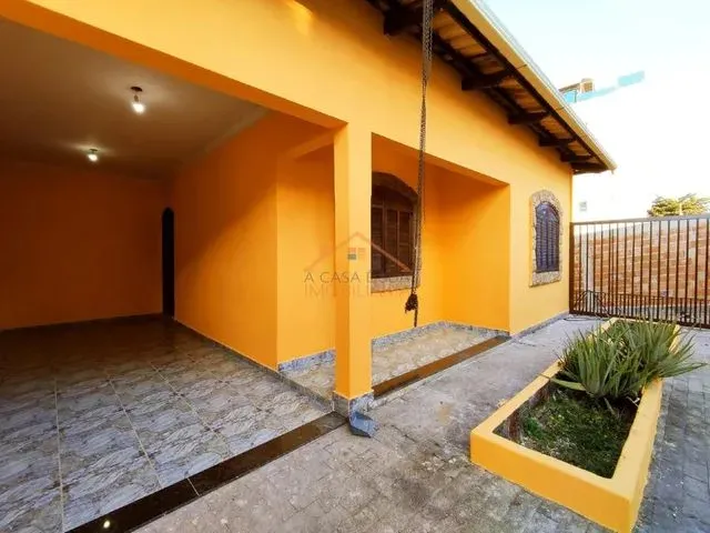 Imagem: Casa 03 Quartos, Área Externa 02 Vagas