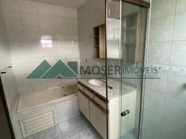 Imagem 12: Sobrado com 3 Quartos para Alugar, 197.60 M2 por R$ 4100.00 - Bom Retiro - Curitiba/Pr