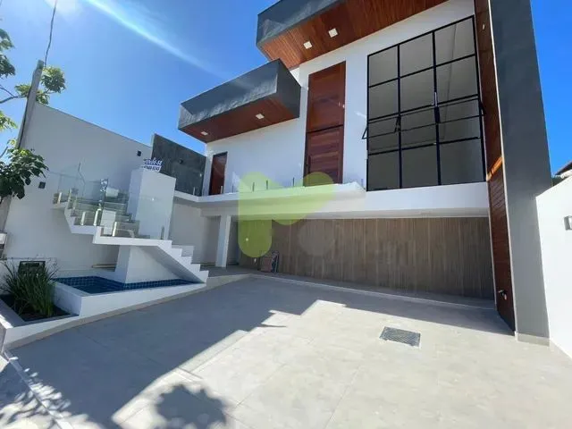 Imagem: A casa possui 3 Dormitórios, 1 Suíte, 3 Banheiros, 2