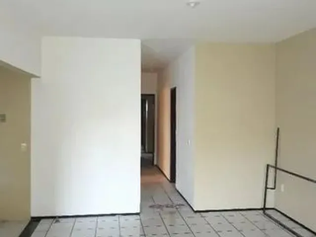 Imagem 2: Casa Comercial na Av. Edilson Brasil Soares