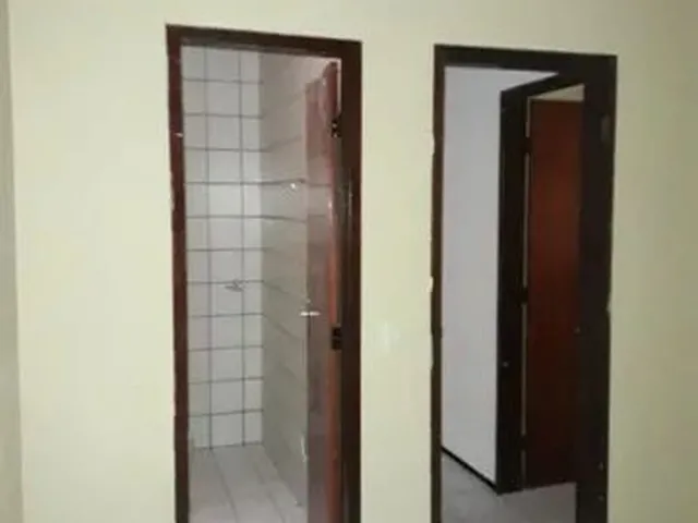 Imagem 13: Casa Comercial na Av. Edilson Brasil Soares