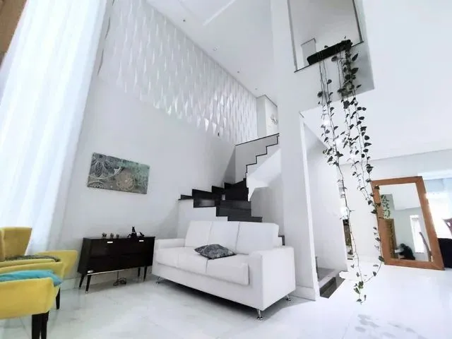 Imagem: Casa para Aluguel, 5 Quartos, 3 Suítes