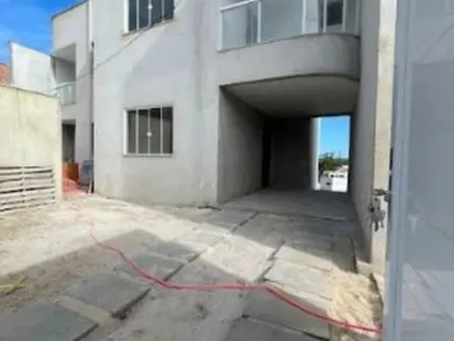Imagem: Casa Duplex em Construção com 2 Suítes