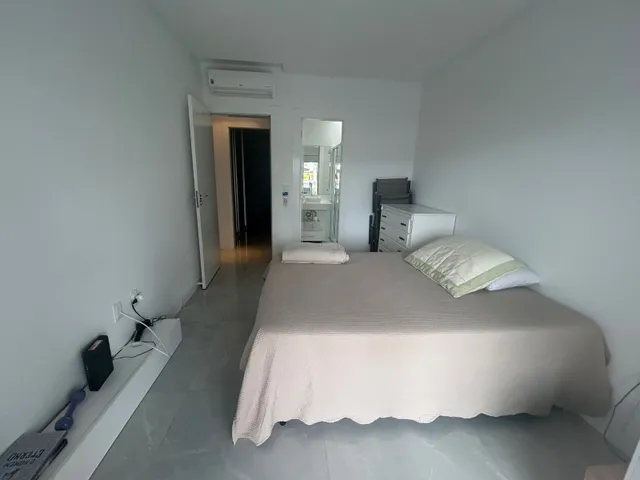 Imagem 2: Sobrado com 3 Suítes todo decorado e mobiliado no centro de Balneario Camboriu